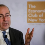 تباين أداء الأسواق العربية.. هبوط البورصة السعودية وصعود المؤشر المصري