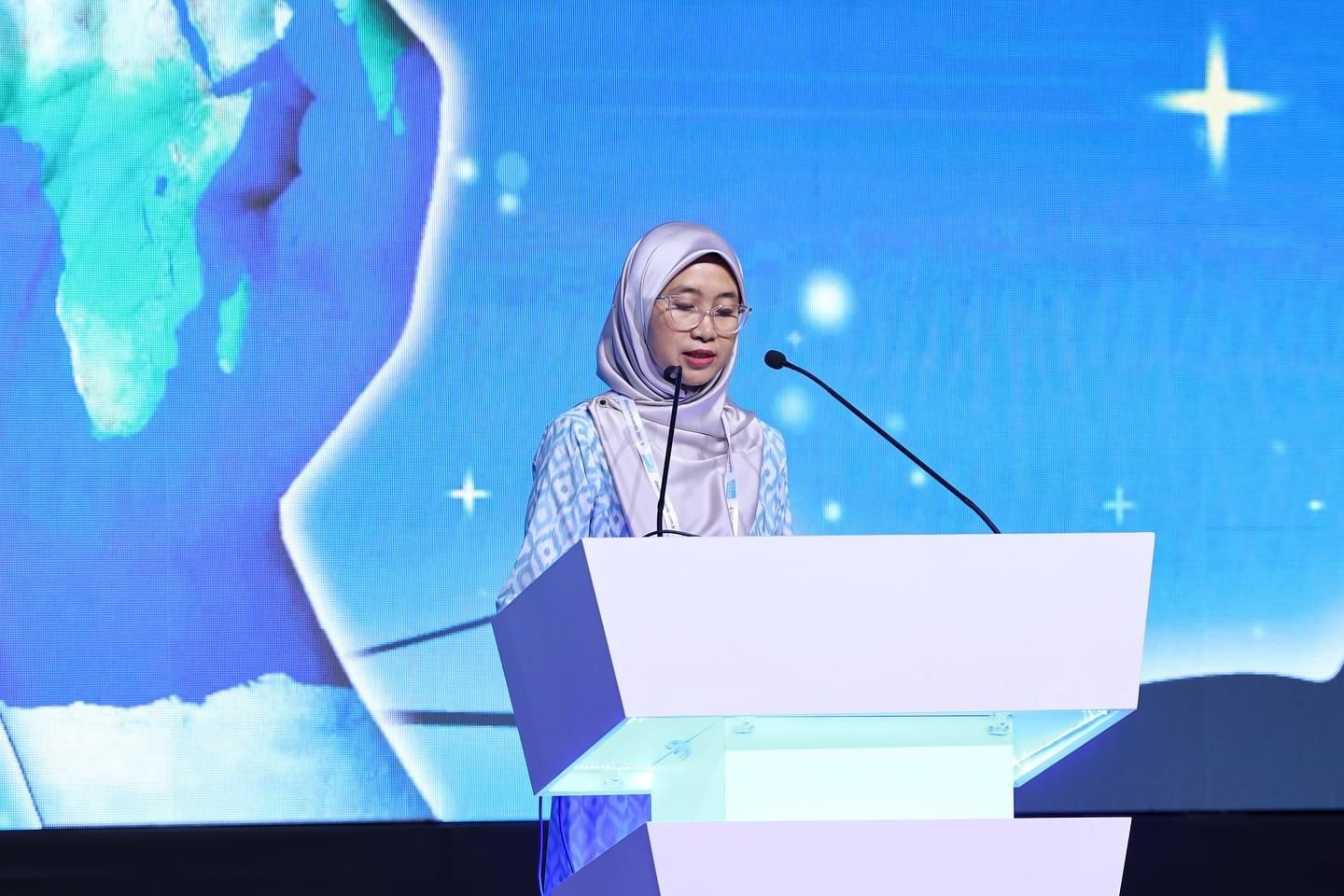 الأمين العام لمنظمة التعاون الإسلامي يدعو جميع الدول الأعضاء إلى سن سياسات وقوانين تمكينية لتعزيز تطوير قطاع الحلال